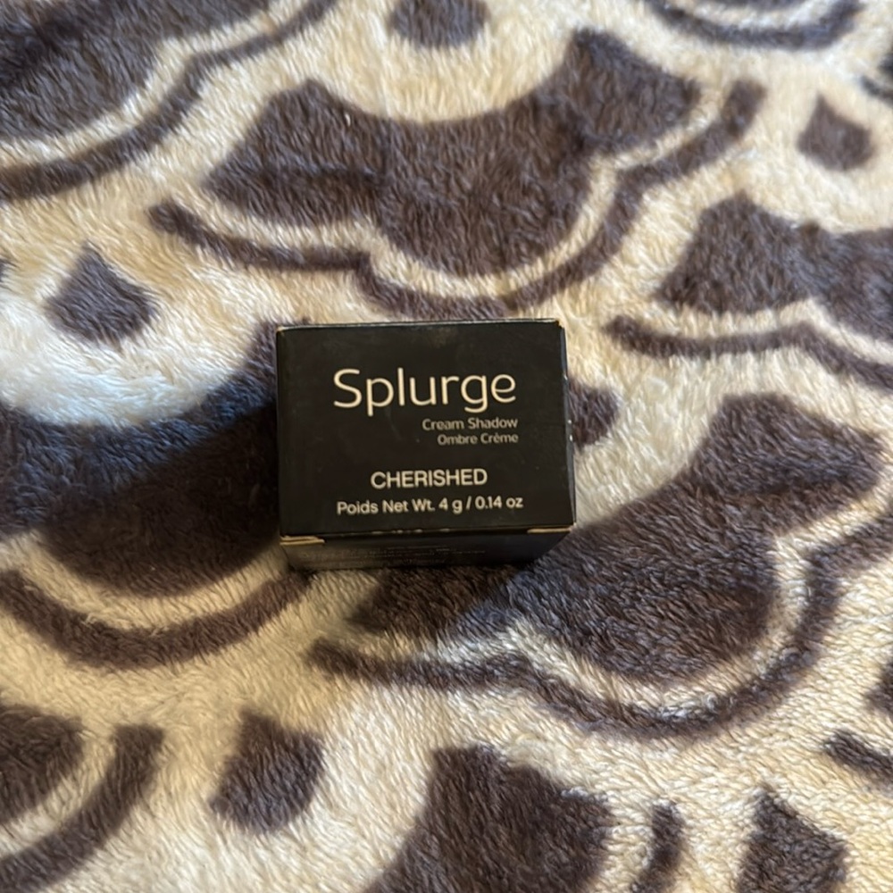 NEW YOUNIQUE Splurge Eye Shadow - SKEPTICAL .16oz/4.5g